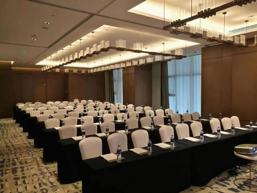 Wanda Jin Baise Hotel Exterior foto